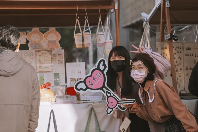 LINE_ALBUM_230302_10